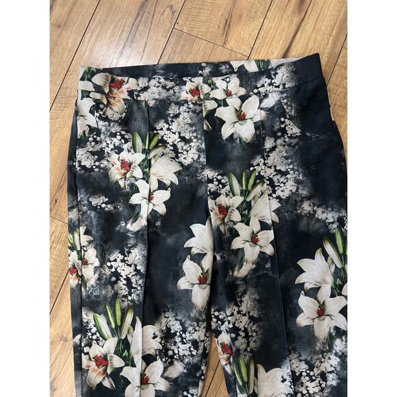 Joseph Ribkoff size 10 floral pull on pants - Picture 2 of 4